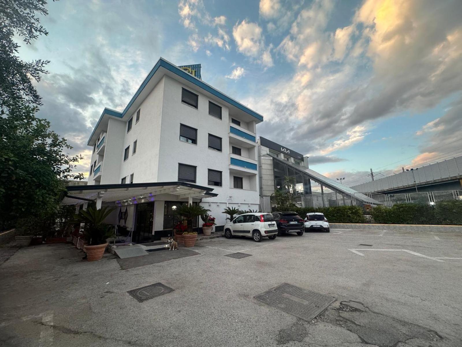 Hotel Clinton Casoria Exterior foto